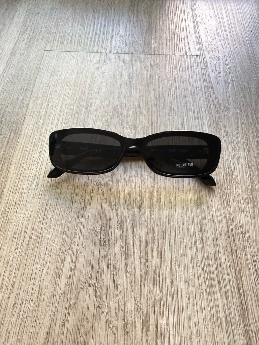 quay australia vibe check black polarized yk2 90's retro sunglasses eyewear NEW